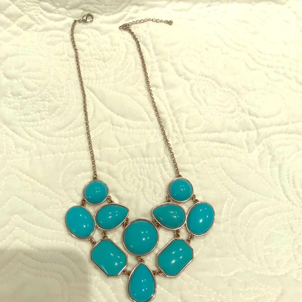 Statement necklace